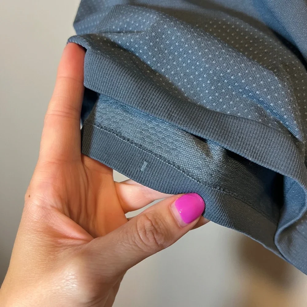 Lululemon Swiftly Tech High-Neck Tank Top 2.0 Race Length Blue Slate Size 2
